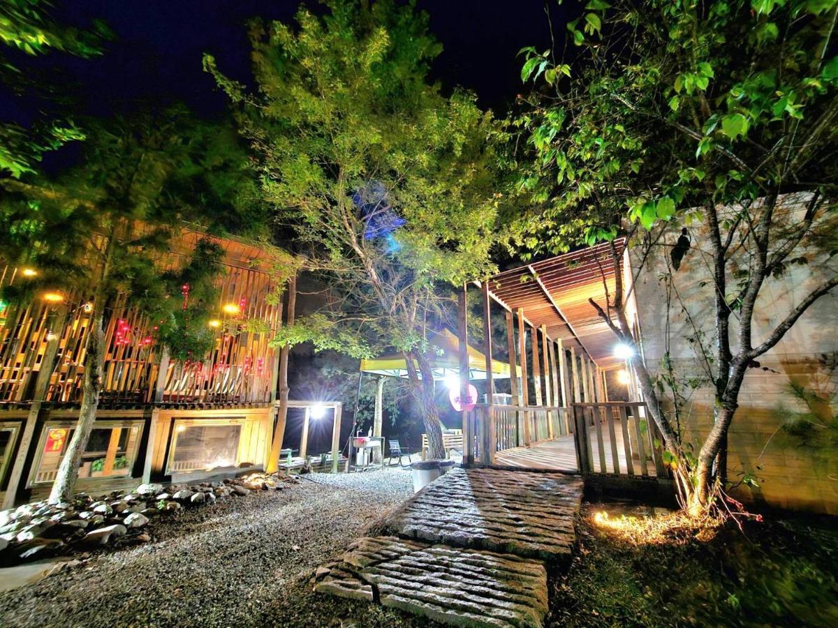 Fun星空謐境 埔里包棟民宿 烤肉麻將自然園區 Exteriér fotografie